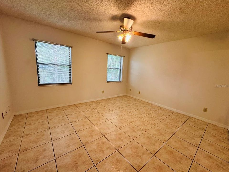For Sale: $240,000 (3 beds, 2 baths, 1526 Square Feet)
