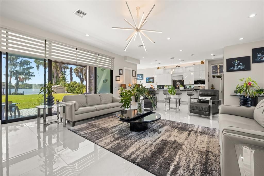 En Venta: $3,250,000 (4 camas, 5 baños, 4200 Pies cuadrados)