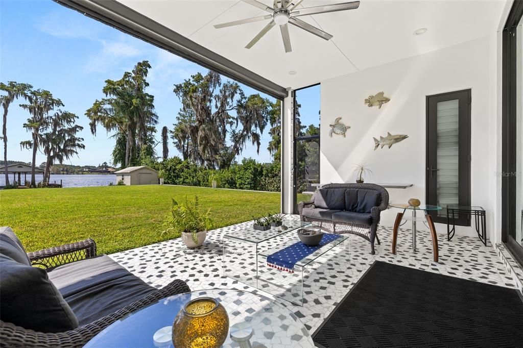 En Venta: $3,250,000 (4 camas, 5 baños, 4200 Pies cuadrados)