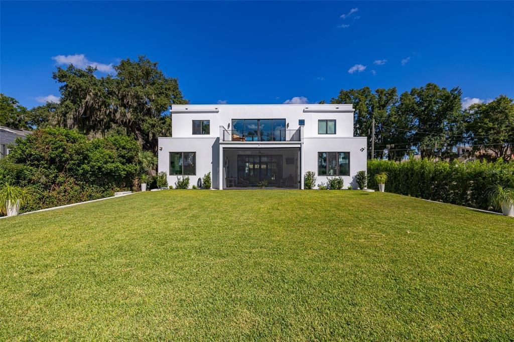 En Venta: $3,250,000 (4 camas, 5 baños, 4200 Pies cuadrados)