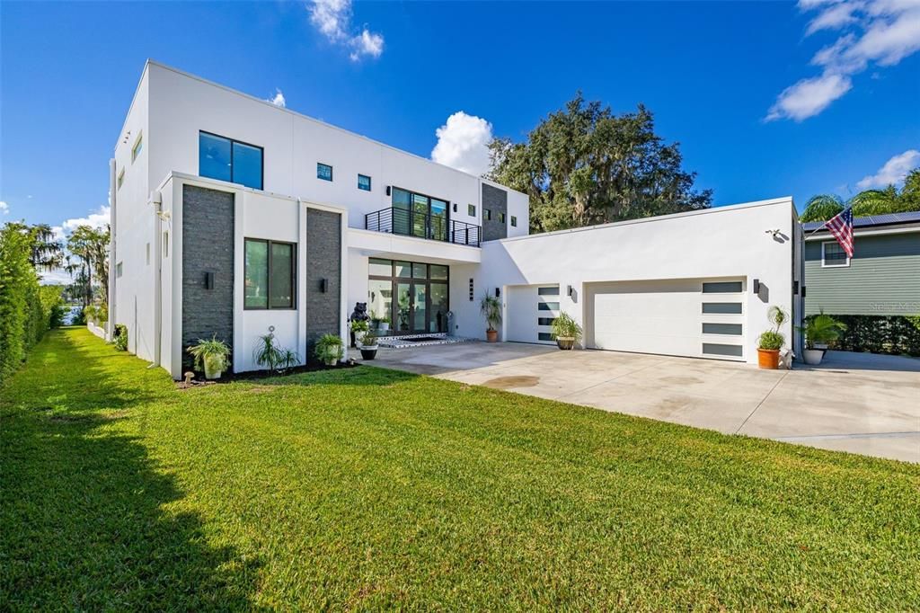 En Venta: $3,250,000 (4 camas, 5 baños, 4200 Pies cuadrados)