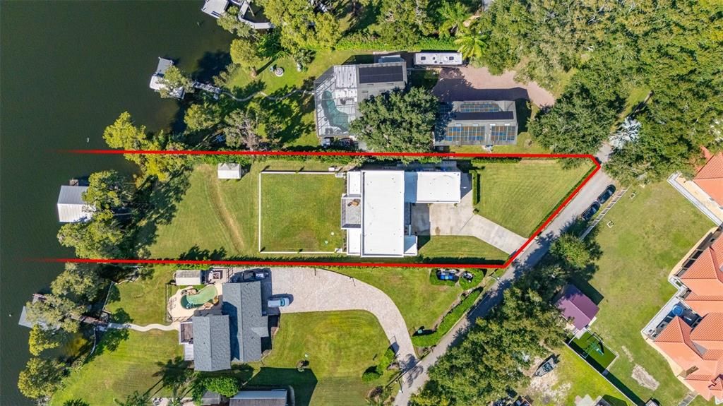 En Venta: $3,250,000 (4 camas, 5 baños, 4200 Pies cuadrados)