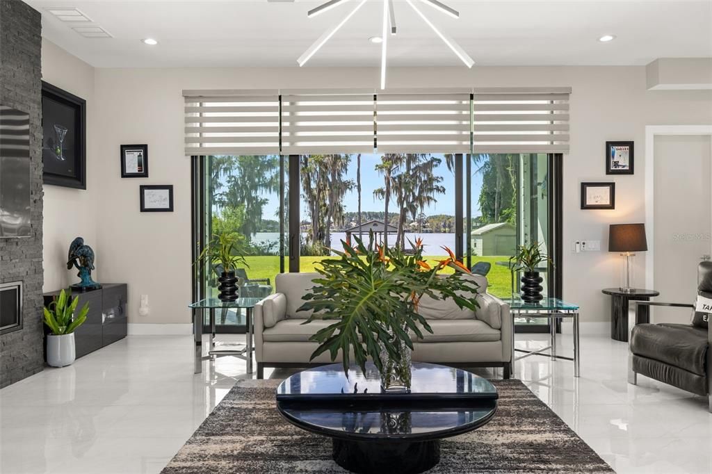 En Venta: $3,250,000 (4 camas, 5 baños, 4200 Pies cuadrados)