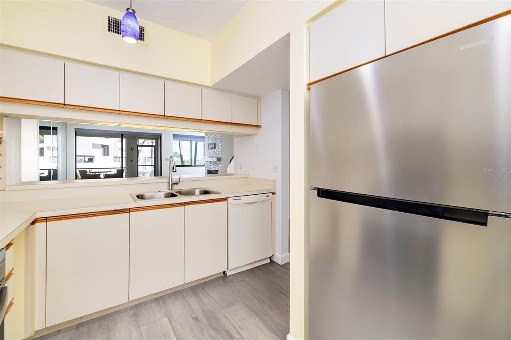 : $624,900 (2 спален, 2 ванн, 1690 Квадратных фут)