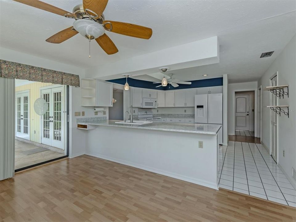 En Venta: $354,900 (2 camas, 2 baños, 1502 Pies cuadrados)
