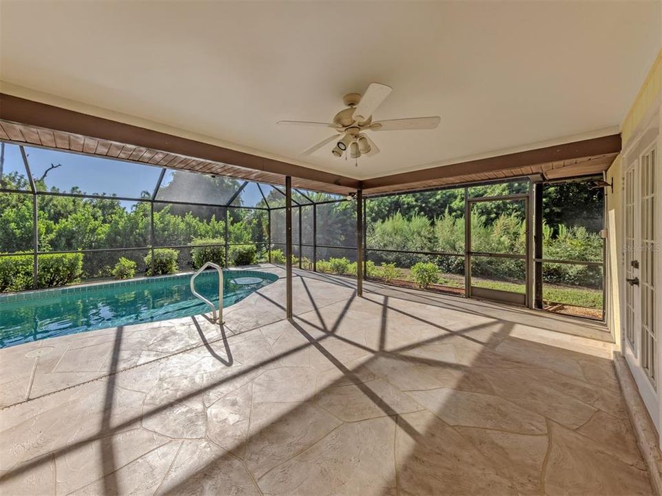 En Venta: $354,900 (2 camas, 2 baños, 1502 Pies cuadrados)