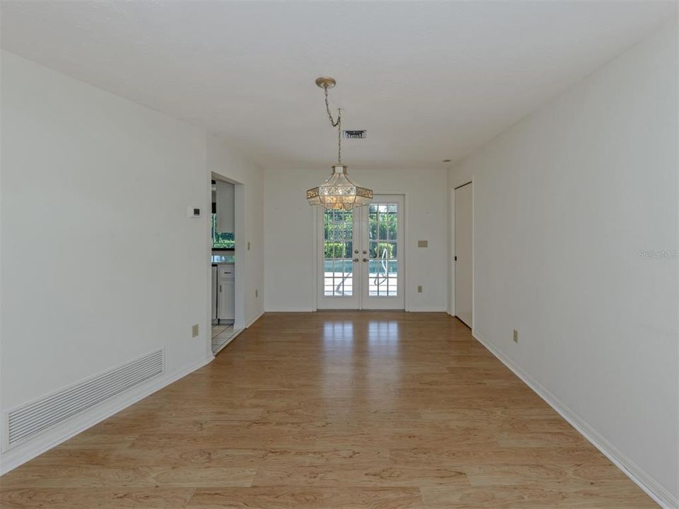 En Venta: $354,900 (2 camas, 2 baños, 1502 Pies cuadrados)
