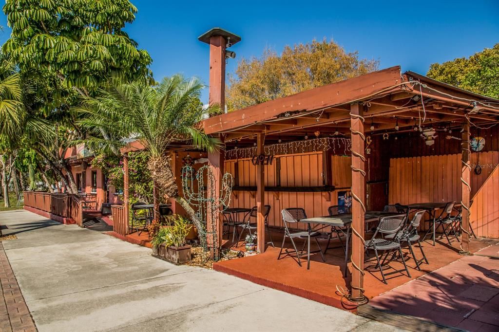 En Venta: $354,900 (2 camas, 2 baños, 1502 Pies cuadrados)
