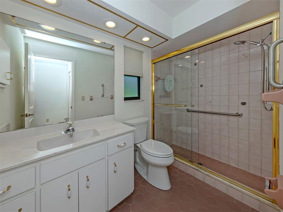 En Venta: $354,900 (2 camas, 2 baños, 1502 Pies cuadrados)