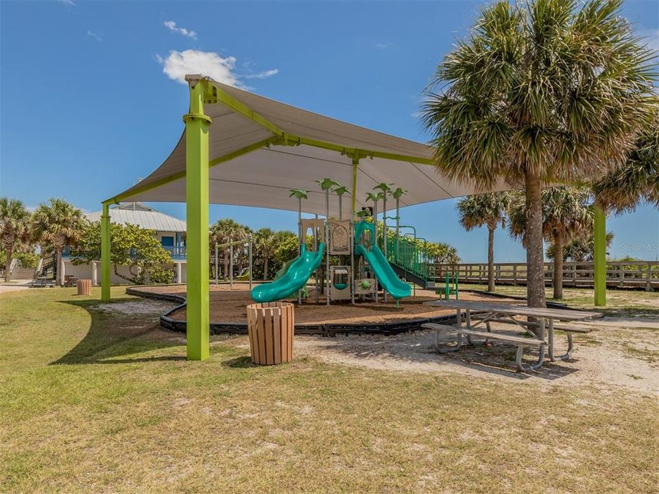 En Venta: $354,900 (2 camas, 2 baños, 1502 Pies cuadrados)