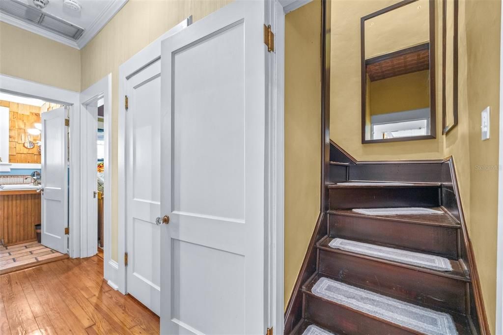 En Venta: $775,000 (4 camas, 3 baños, 2432 Pies cuadrados)