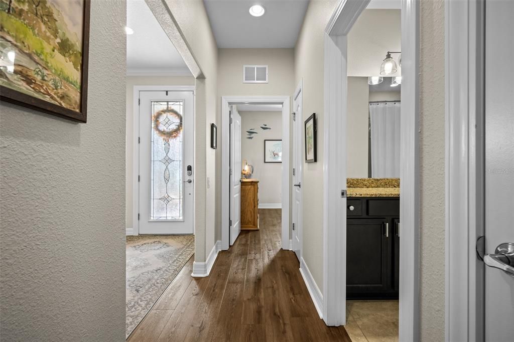 For Sale: $499,000 (4 beds, 2 baths, 2700 Square Feet)
