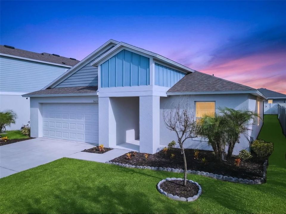 For Sale: $325,000 (4 beds, 2 baths, 1848 Square Feet)