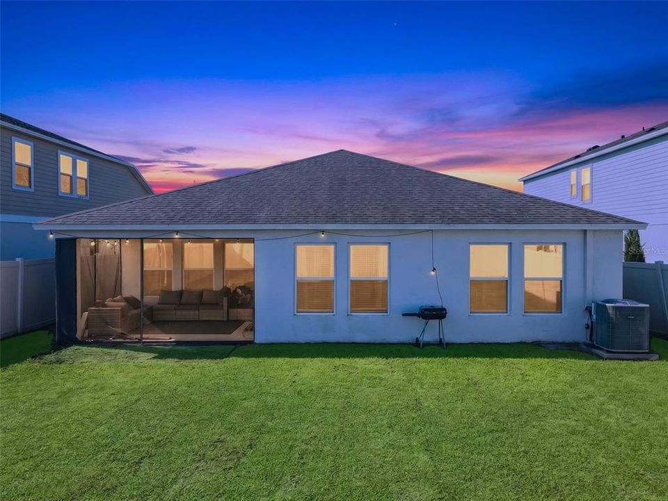 For Sale: $325,000 (4 beds, 2 baths, 1848 Square Feet)