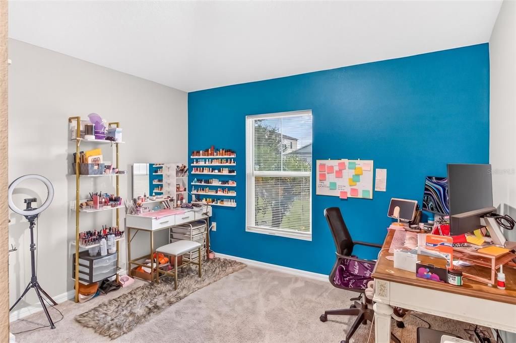 For Sale: $325,000 (4 beds, 2 baths, 1848 Square Feet)