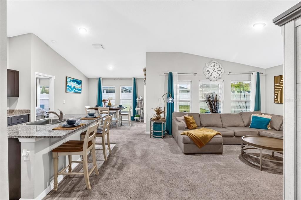 For Sale: $325,000 (4 beds, 2 baths, 1848 Square Feet)