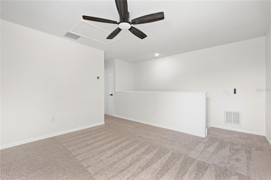 For Sale: $585,000 (5 beds, 3 baths, 2290 Square Feet)
