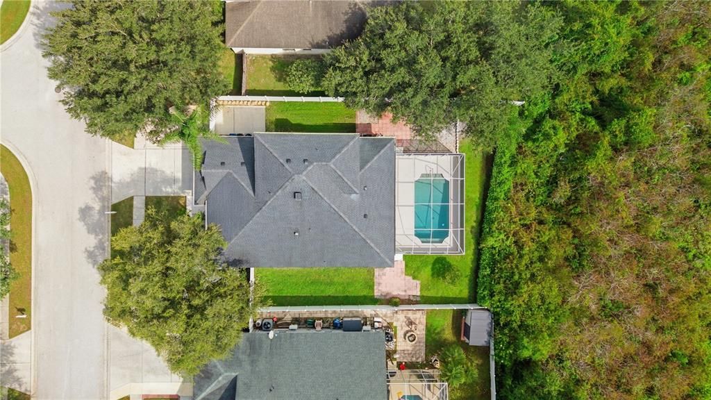 For Sale: $585,000 (5 beds, 3 baths, 2290 Square Feet)