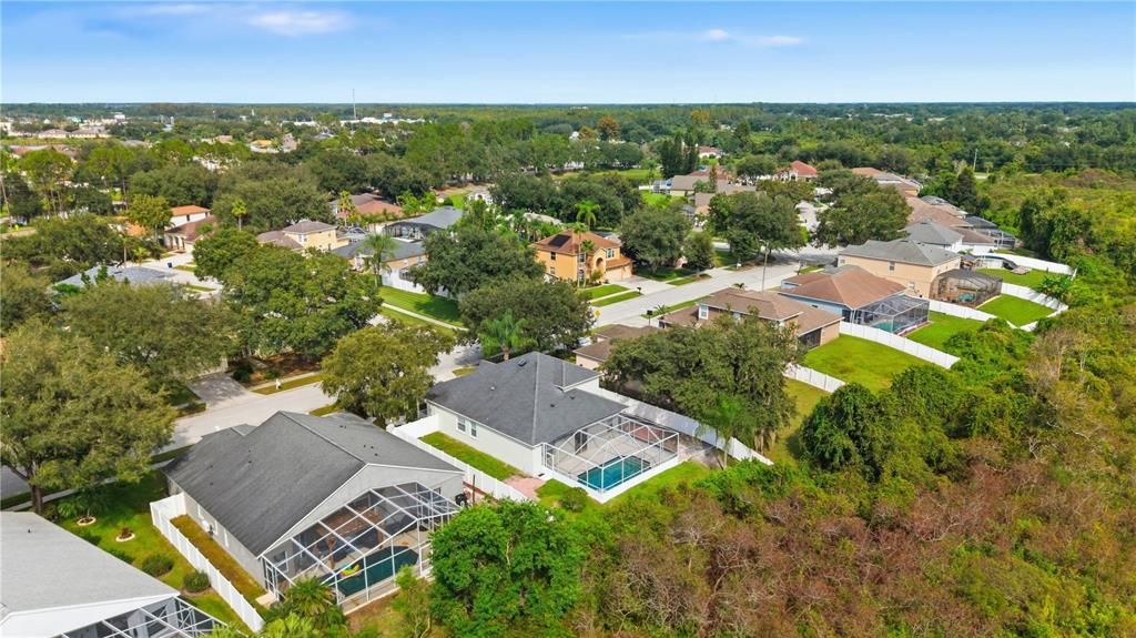 For Sale: $585,000 (5 beds, 3 baths, 2290 Square Feet)
