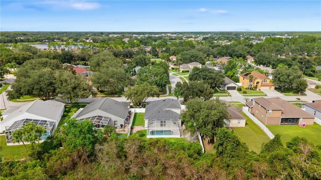 For Sale: $585,000 (5 beds, 3 baths, 2290 Square Feet)