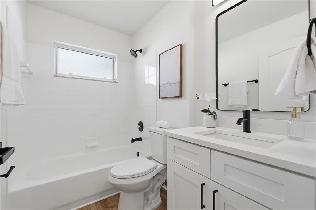 For Sale: $585,000 (5 beds, 3 baths, 2290 Square Feet)