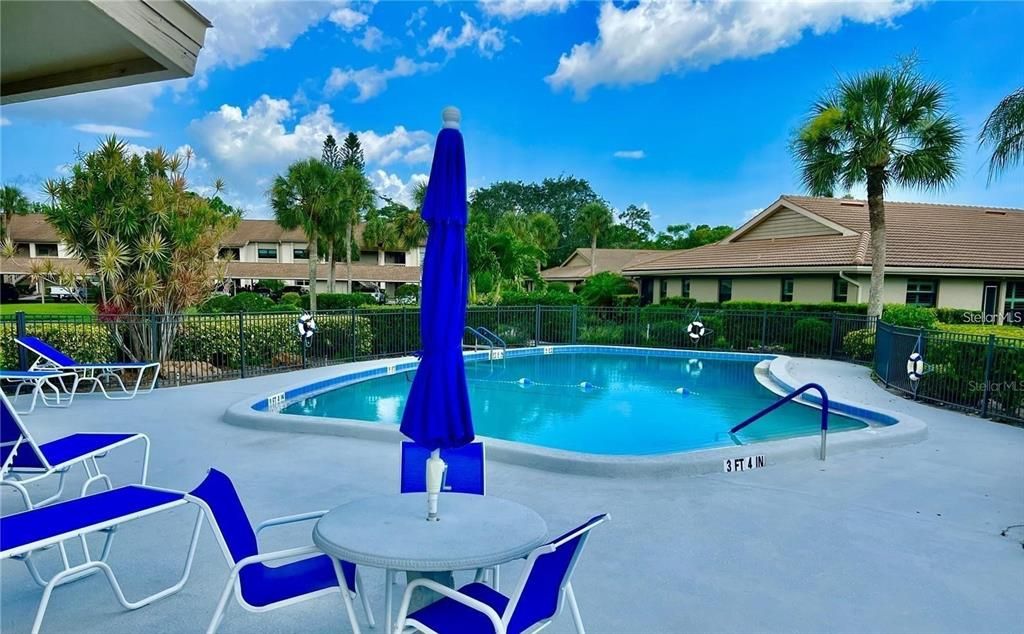 For Sale: $240,000 (2 beds, 2 baths, 1128 Square Feet)
