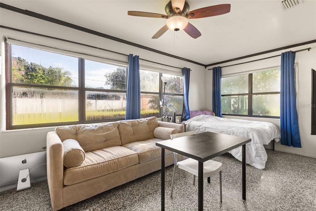 En Venta: $470,000 (3 camas, 2 baños, 1151 Pies cuadrados)