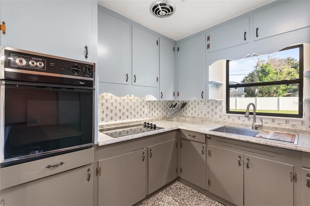 En Venta: $470,000 (3 camas, 2 baños, 1151 Pies cuadrados)