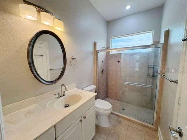 En Venta: $428,000 (5 camas, 3 baños, 2549 Pies cuadrados)