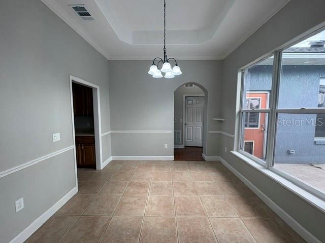 En Venta: $428,000 (5 camas, 3 baños, 2549 Pies cuadrados)