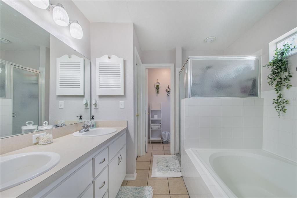 For Sale: $350,000 (4 beds, 2 baths, 2257 Square Feet)