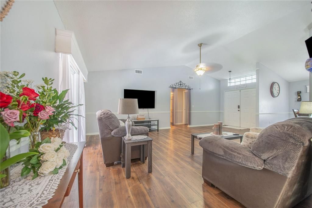 For Sale: $350,000 (4 beds, 2 baths, 2257 Square Feet)