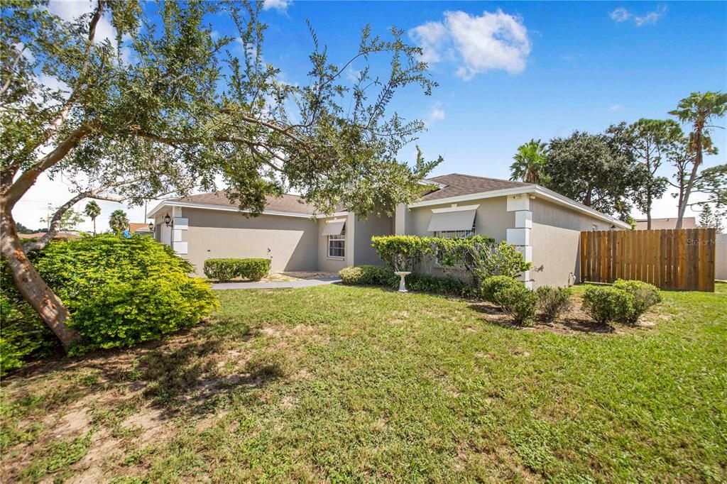 For Sale: $350,000 (4 beds, 2 baths, 2257 Square Feet)