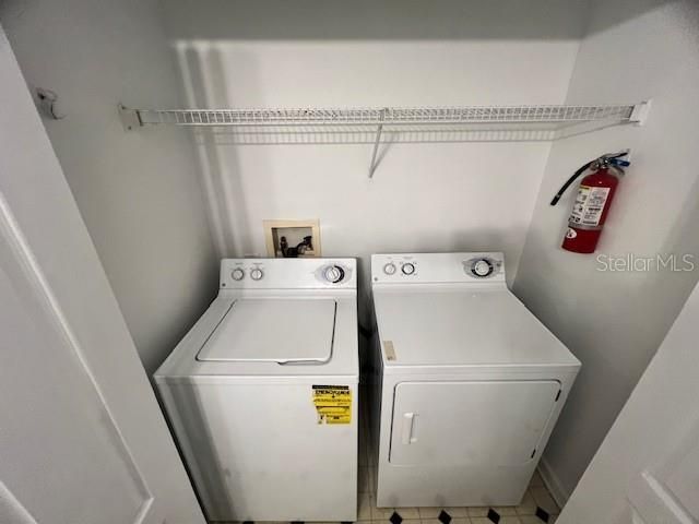 For Sale: $180,000 (1 beds, 1 baths, 765 Square Feet)