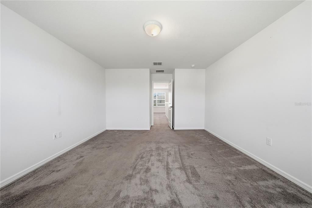 En Venta: $409,000 (4 camas, 3 baños, 2207 Pies cuadrados)