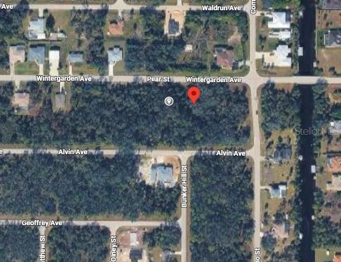 На продажу: $39,900 (0.46 acres)