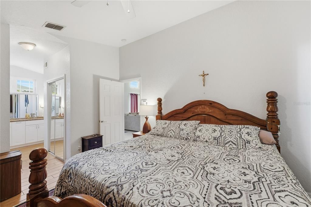For Sale: $415,000 (4 beds, 3 baths, 1770 Square Feet)