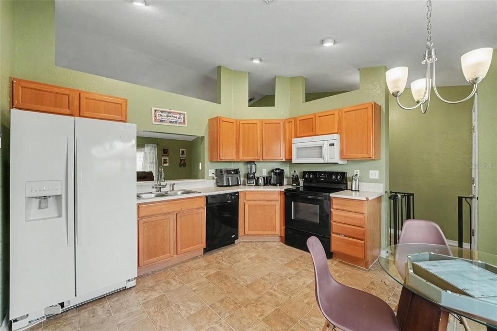 En Venta: $290,000 (3 camas, 2 baños, 1255 Pies cuadrados)