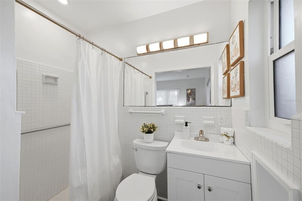 En Venta: $540,000 (4 camas, 3 baños, 2454 Pies cuadrados)
