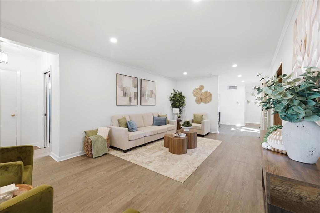 En Venta: $540,000 (4 camas, 3 baños, 2454 Pies cuadrados)