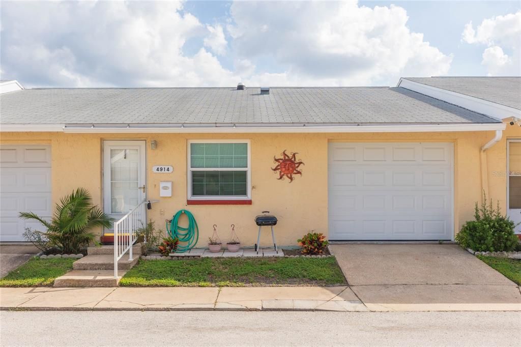 For Rent: $1,195 (2 beds, 1 baths, 722 Square Feet)