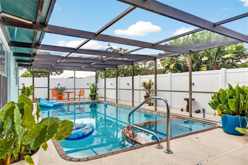 待售: $355,000 (3 贝兹, 2 浴室, 2033 平方英尺)