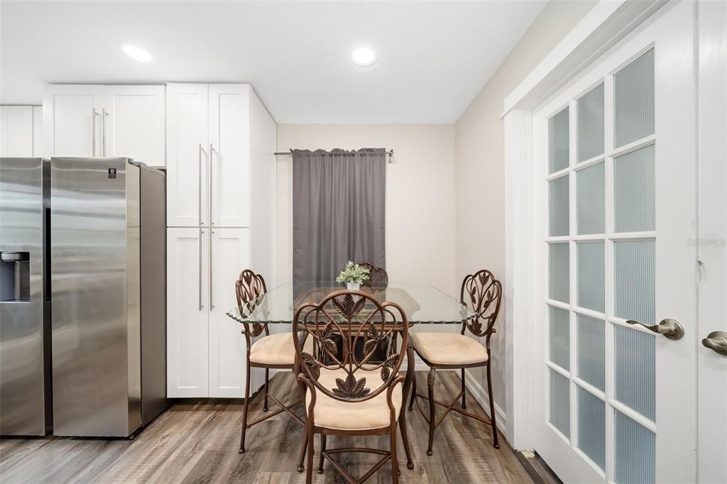 For Sale: $499,000 (3 beds, 2 baths, 1300 Square Feet)