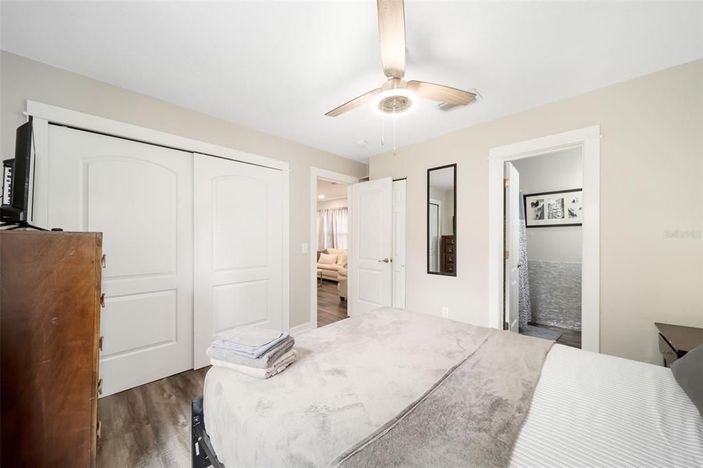 For Sale: $499,000 (3 beds, 2 baths, 1300 Square Feet)