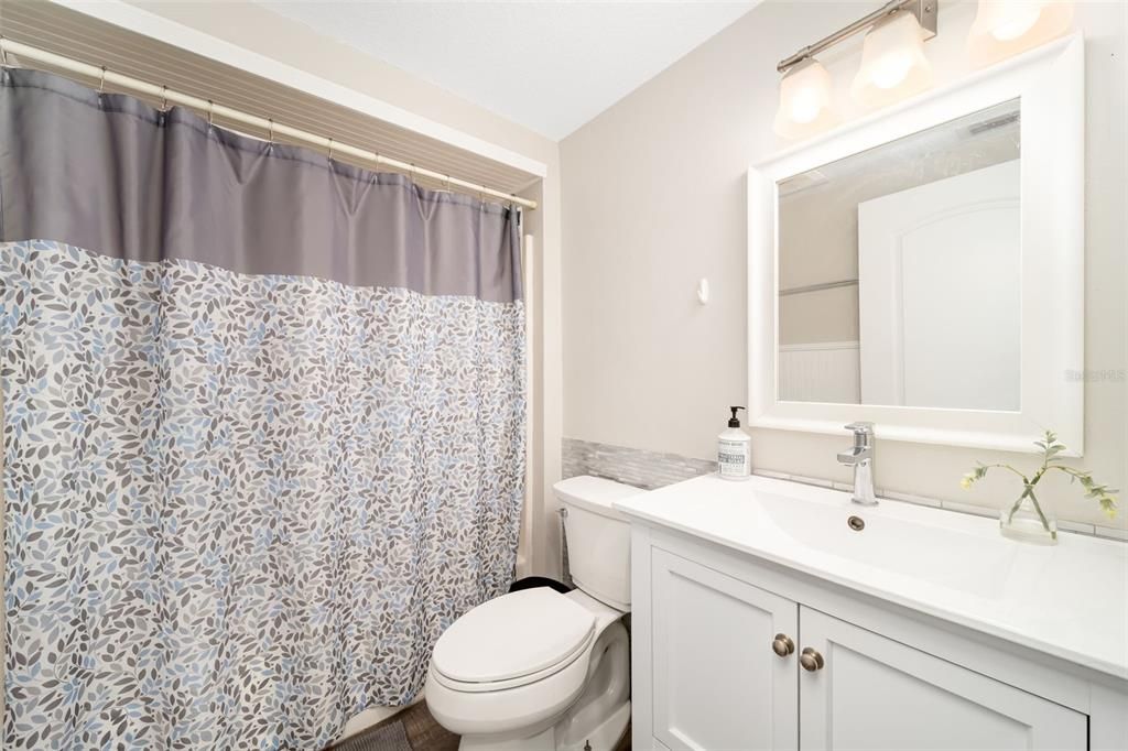 For Sale: $499,000 (3 beds, 2 baths, 1300 Square Feet)