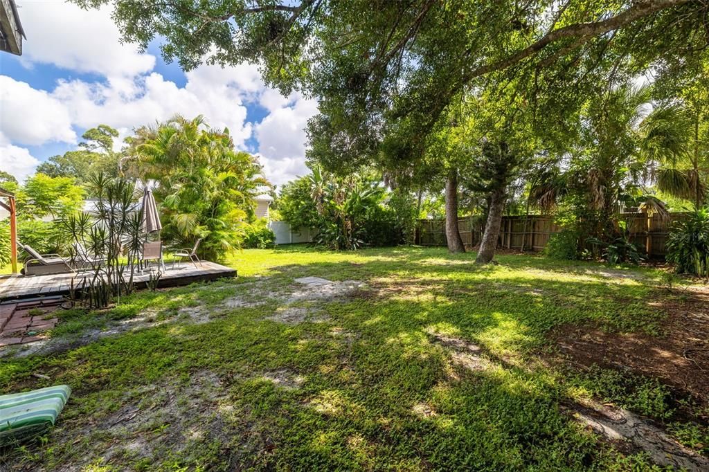 For Sale: $499,000 (3 beds, 2 baths, 1300 Square Feet)
