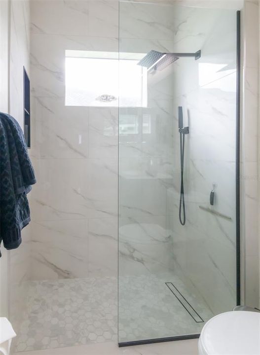 For Sale: $555,000 (3 beds, 2 baths, 2227 Square Feet)