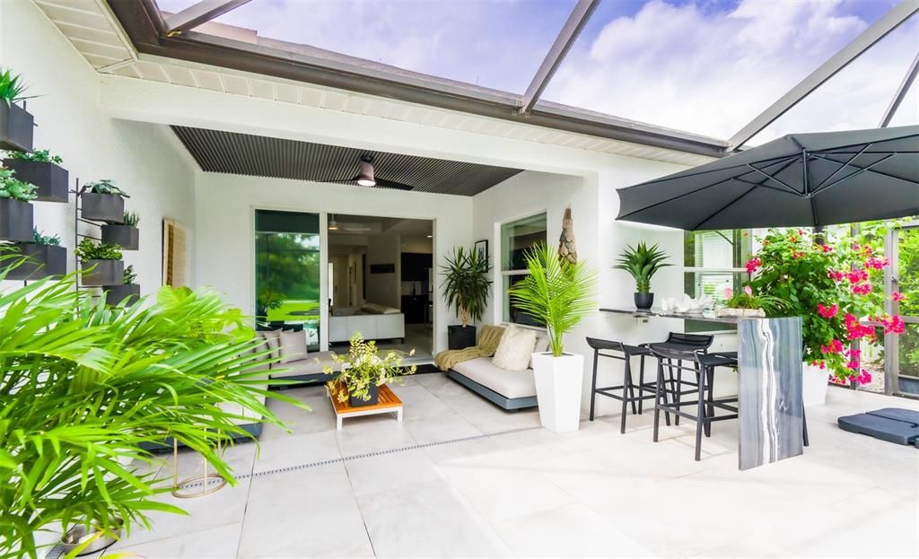 For Sale: $555,000 (3 beds, 2 baths, 2227 Square Feet)