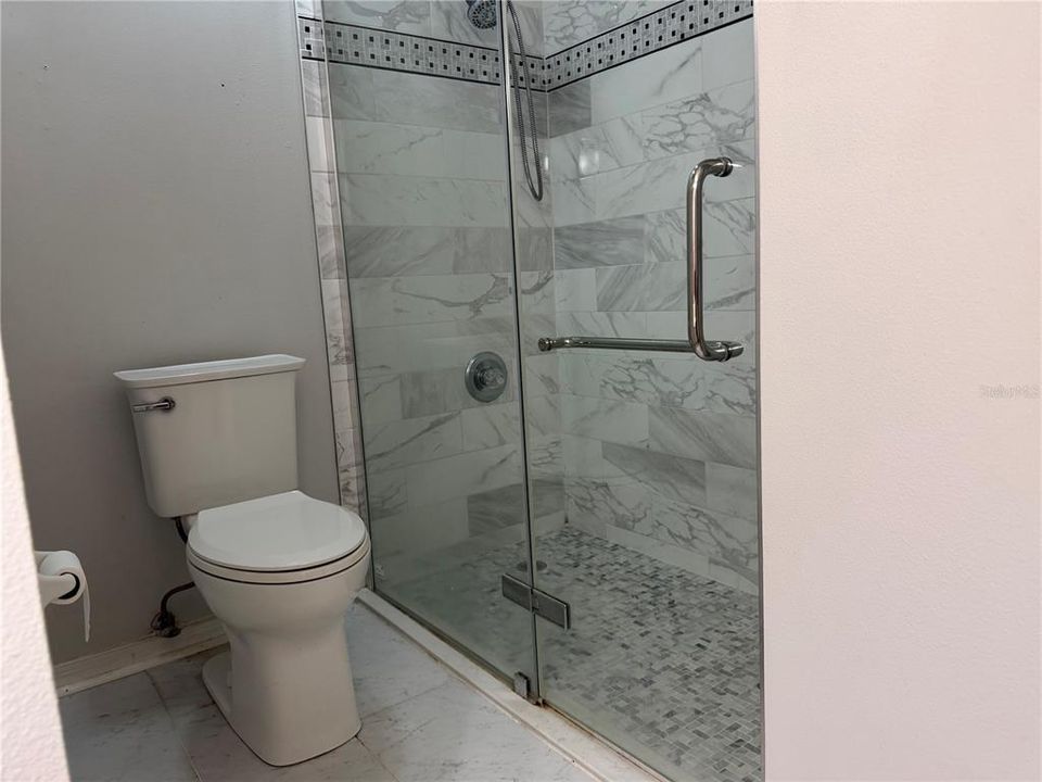 На продажу: $248,500 (3 спален, 2 ванн, 1706 Квадратных фут)