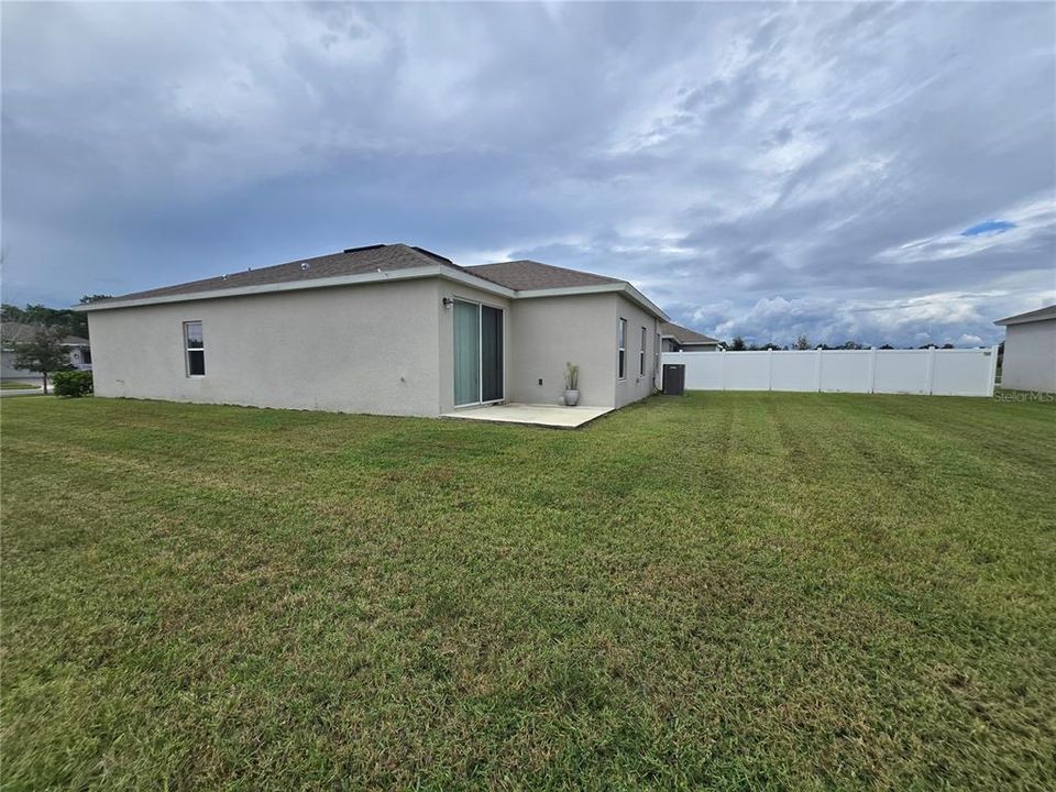 For Sale: $395,000 (4 beds, 2 baths, 1603 Square Feet)